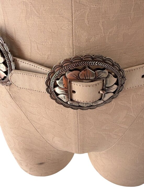 Brighton Sunflower Concho Belt White Silver Size Medium Western-inspired Vintage main image 4